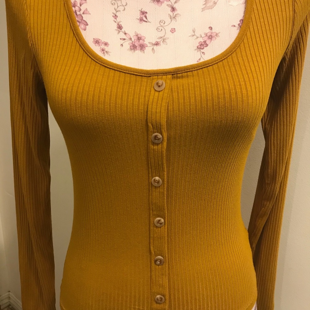 H&M top - Picture 2 of 6